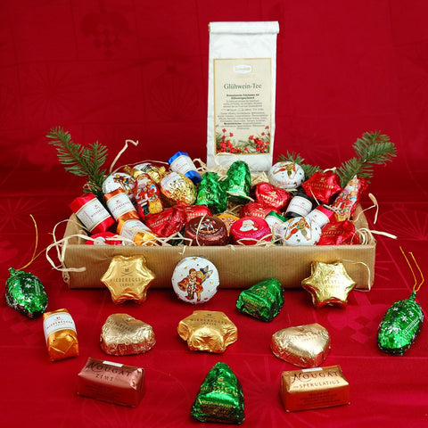 Geschenk-Idee Weihnachten: Bunter Teller mit duftenden Glühwein-Tee & edlen Winterpralinen